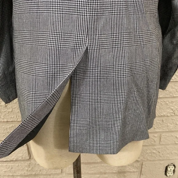 Jos. A BANKS Glens Plaid Mens Suit - Picture 11 of 12